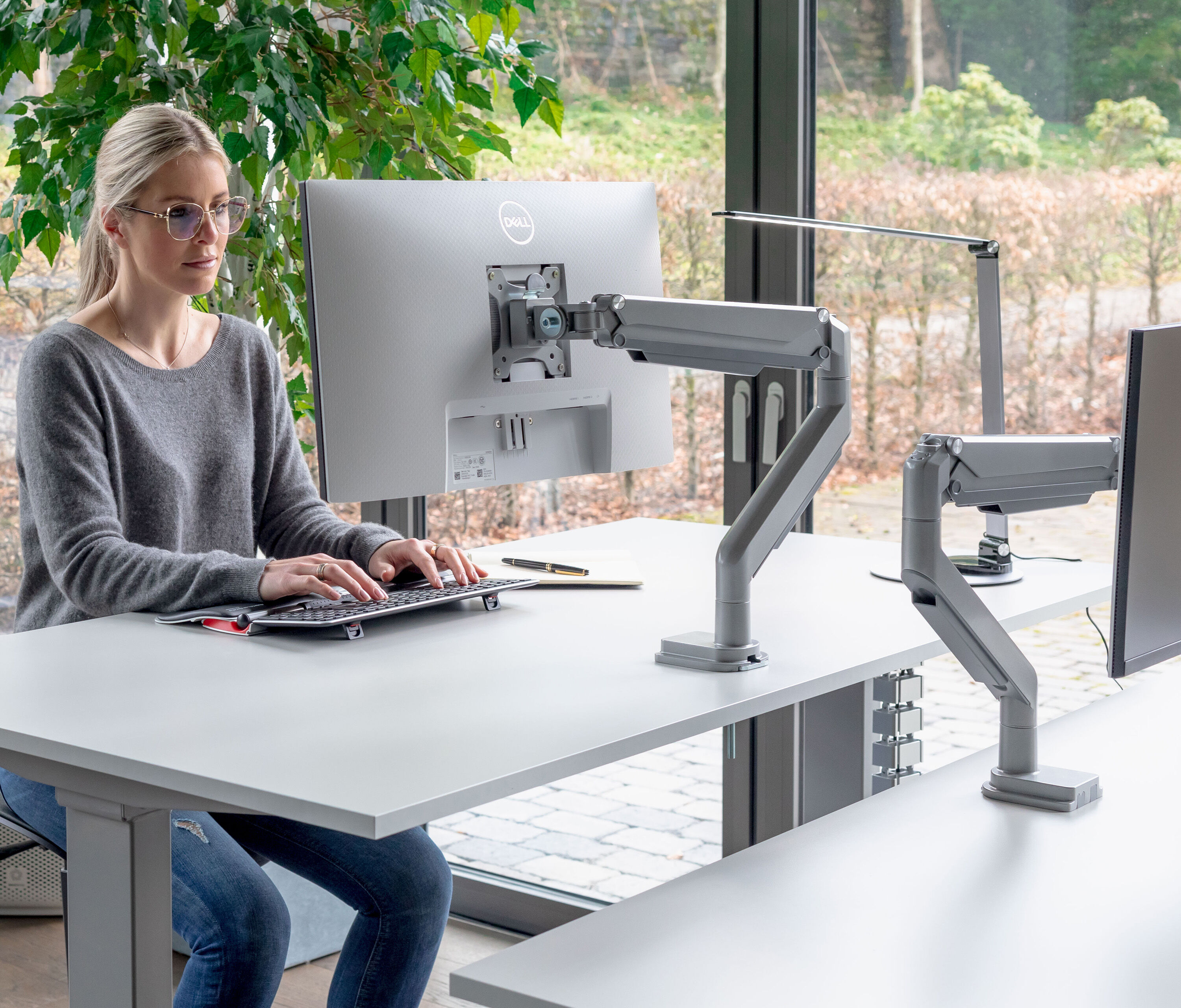 Enkele Gasveer Monitorarm - zwart